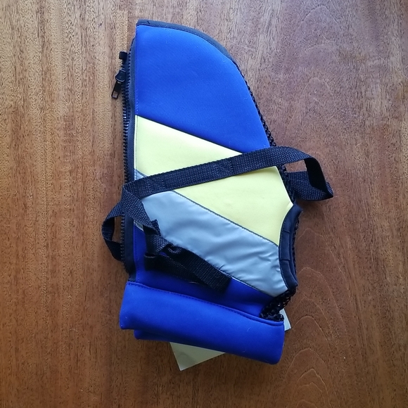 Fido Floats x-small dog lifejacket - Picture 5 of 8